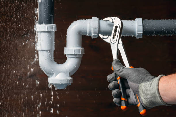 Professional Leak Detection technician working in Watertown, CT